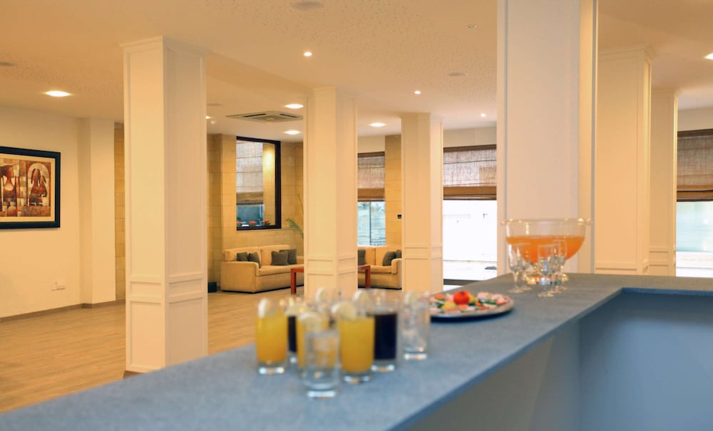 Фото Centrum Hotel