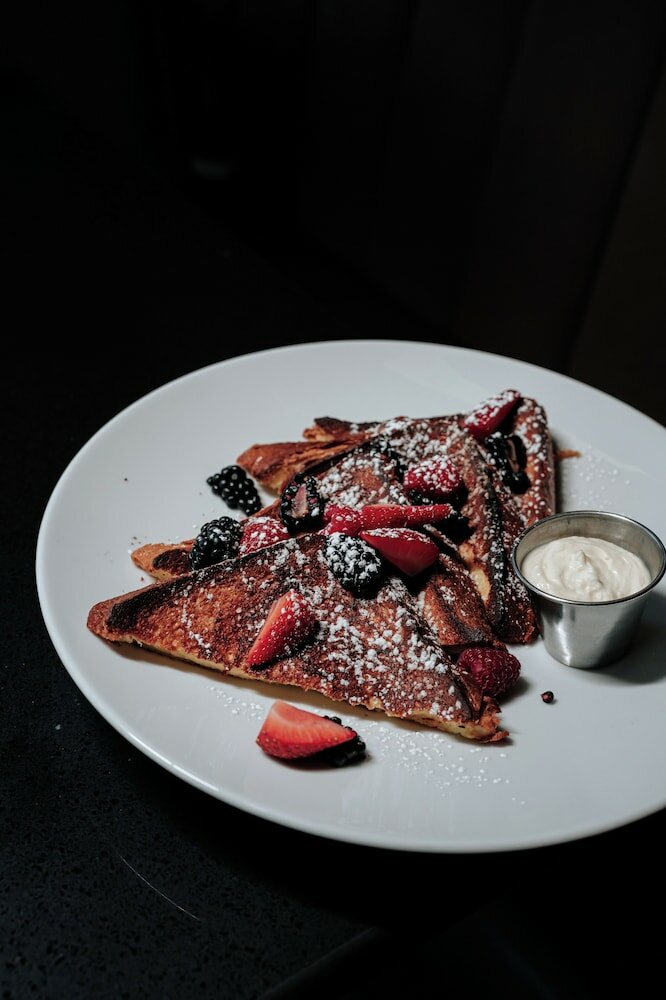 Фото The Westin Wall Centre, Vancouver Airport