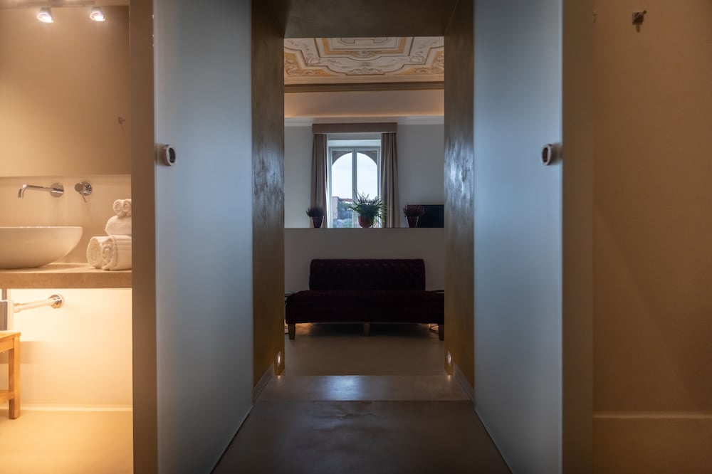 Фото Domus 21 Luxury Suites
