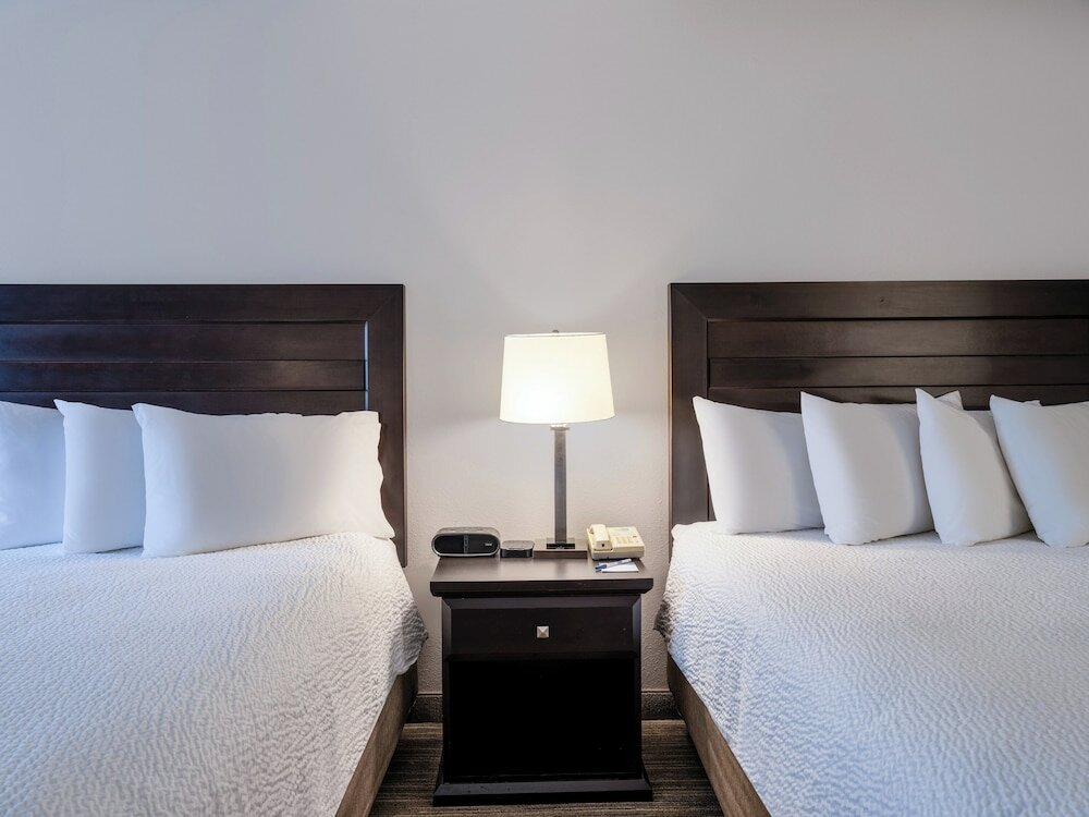Фото Holiday Inn Express Hotel & Suites Chicago - Libertyville, an Ihg Hotel