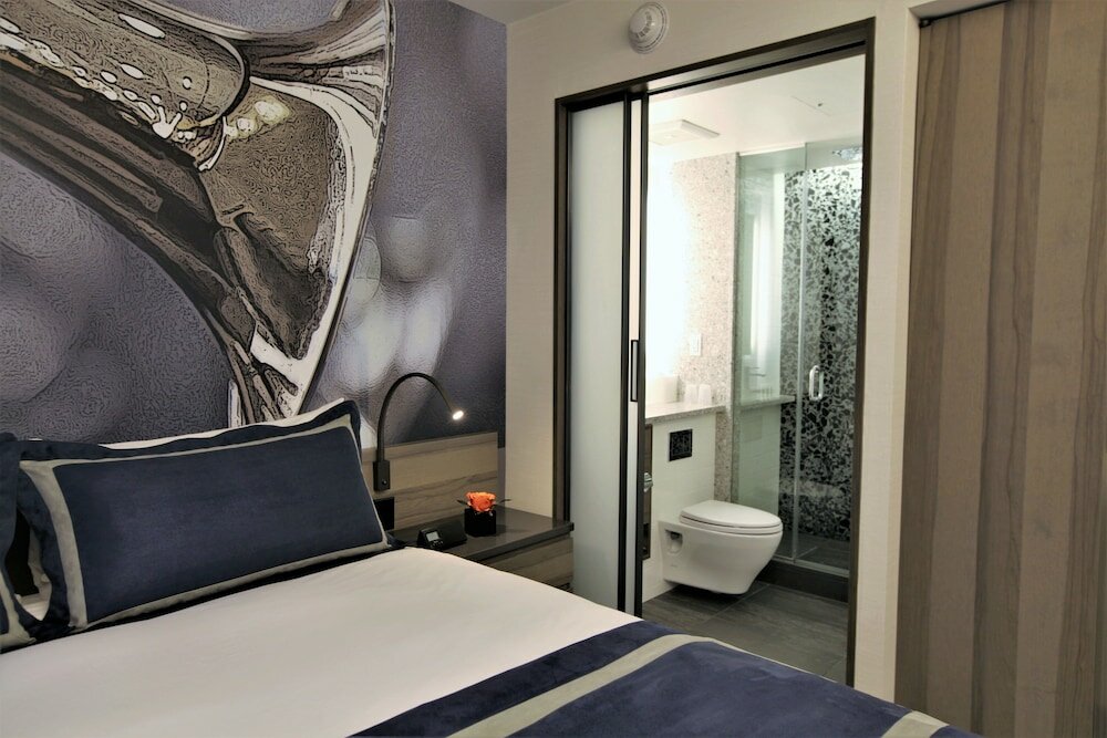 Фото Carnegie Hotel