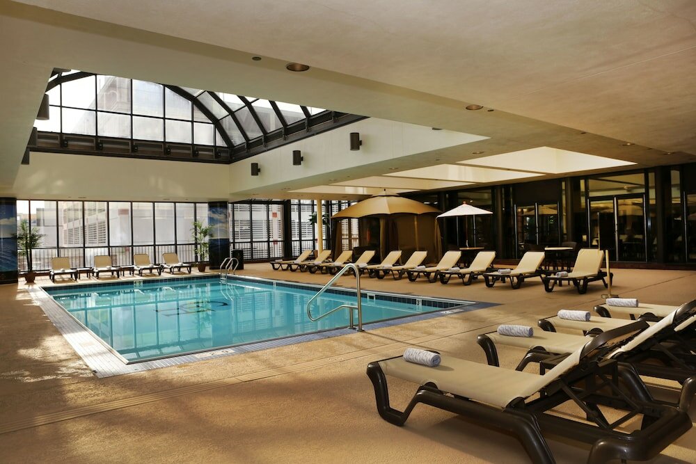 Фото The Claridge Hotel