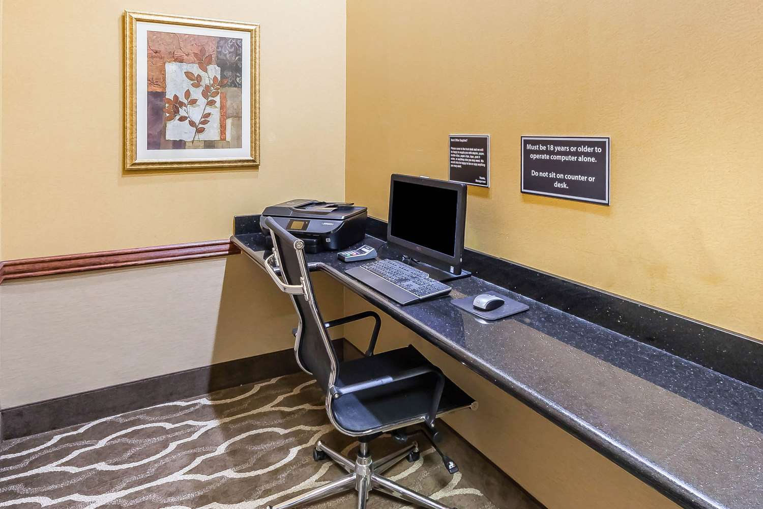 Фото Comfort Suites Yukon - Sw Oklahoma City