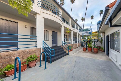 Гостиница Comfort Inn Santa Monica - West Los Angeles в Санта Монике