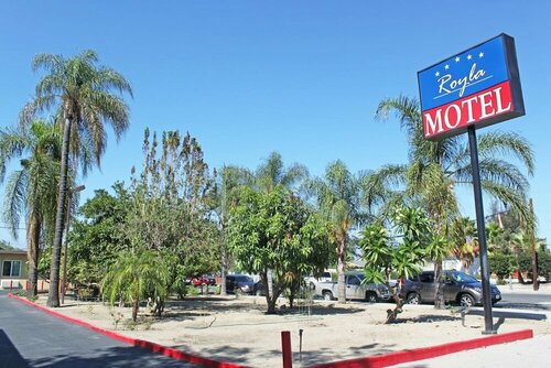 Гостиница Royla Motel в Помоне