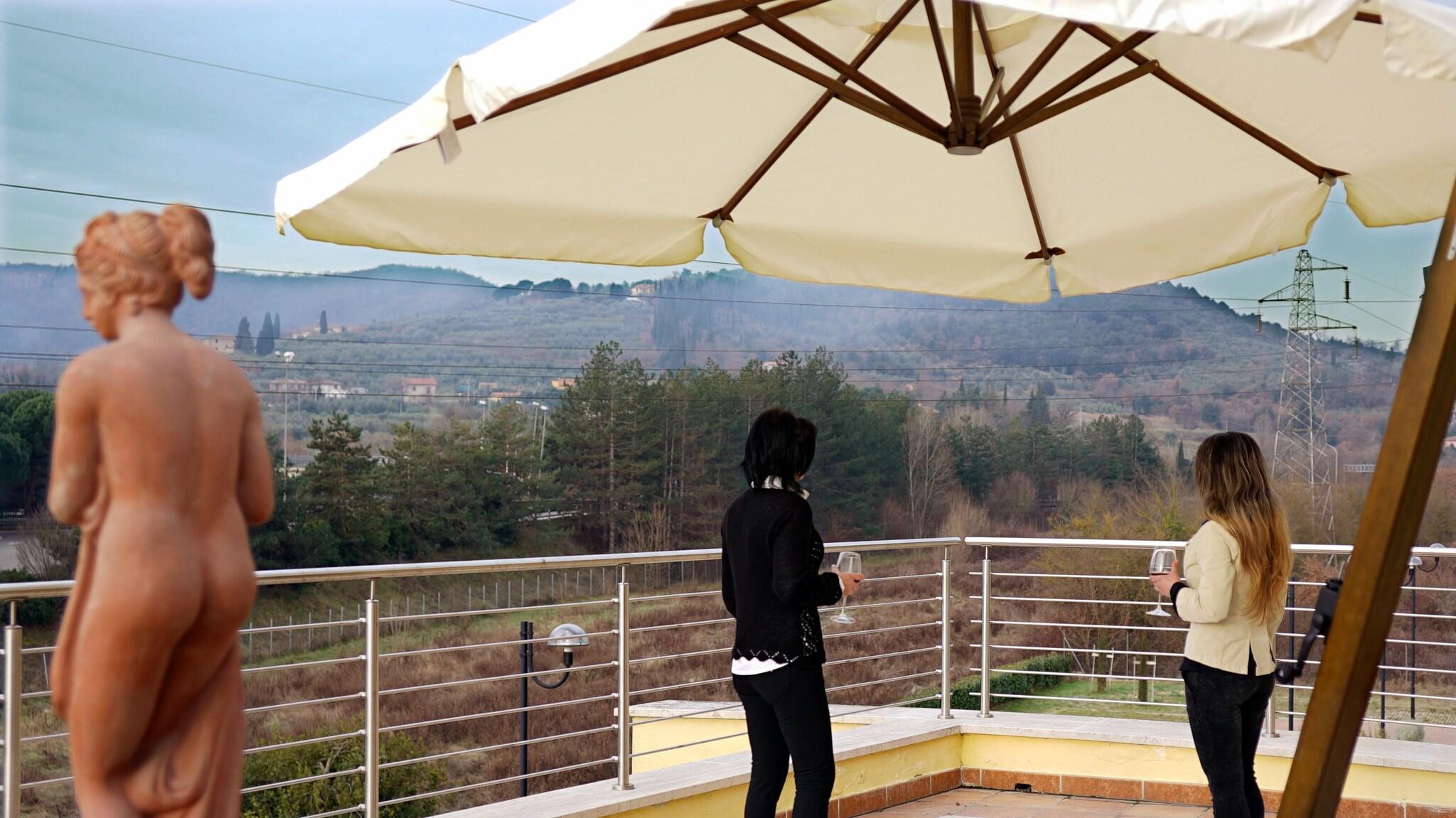 Фото Garden Hotel