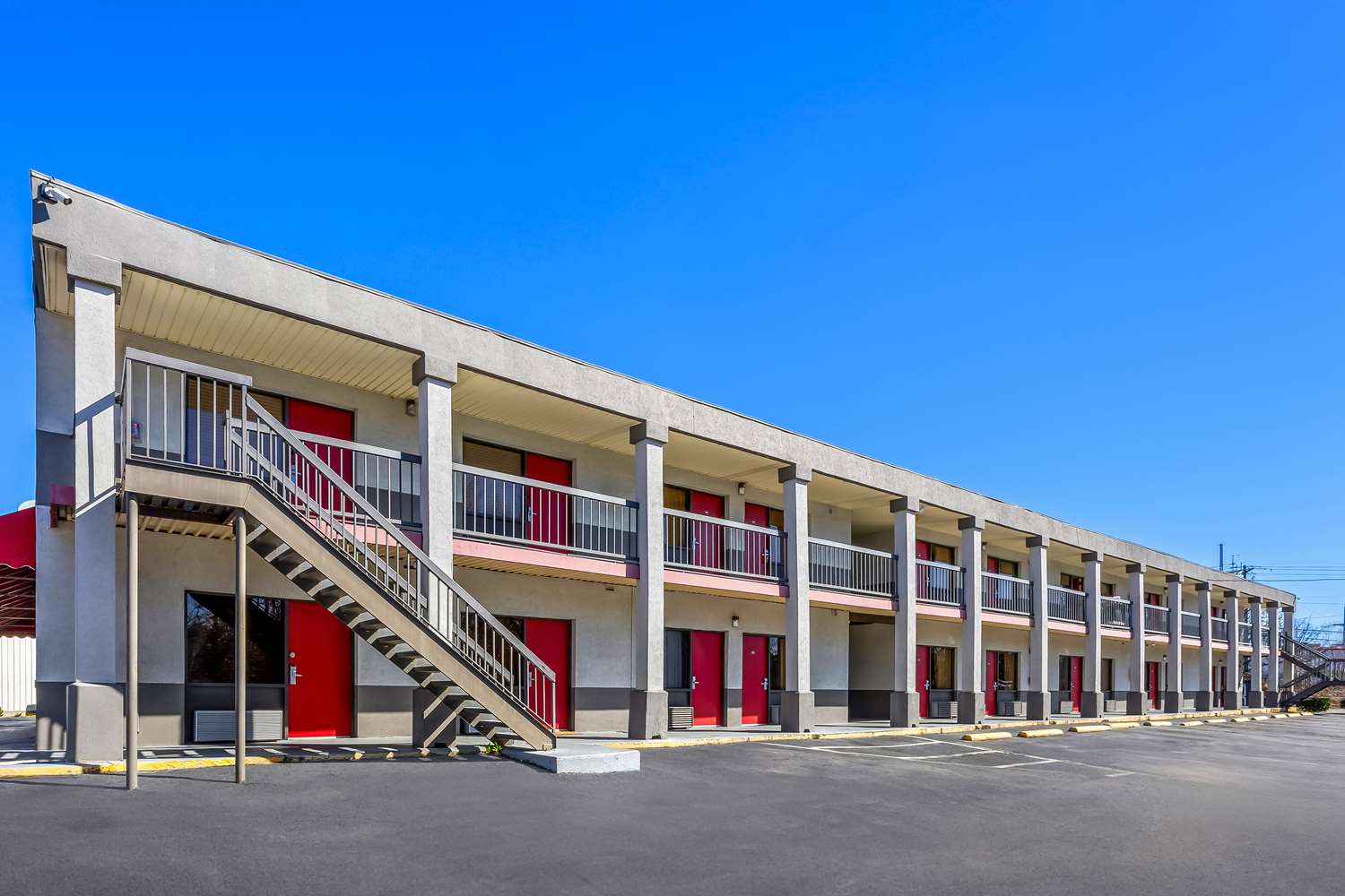 Фото Americas Best Value Inn Ft. Jackson