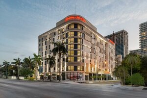 Гостиница Hampton Inn & Suites Miami Wynwood Design District