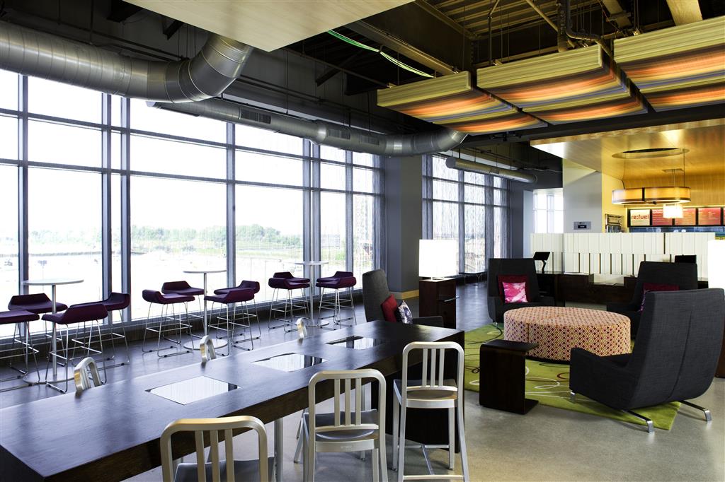 Фото Aloft Cleveland Downtown