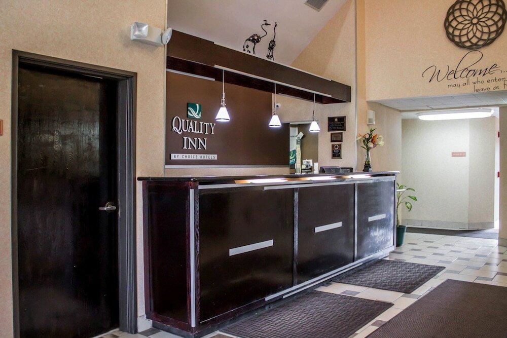 Фото Quality Inn Brunswick Cleveland South