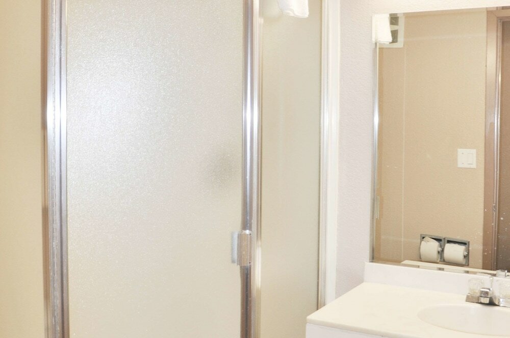 Фото Rodeway Inn Fargo