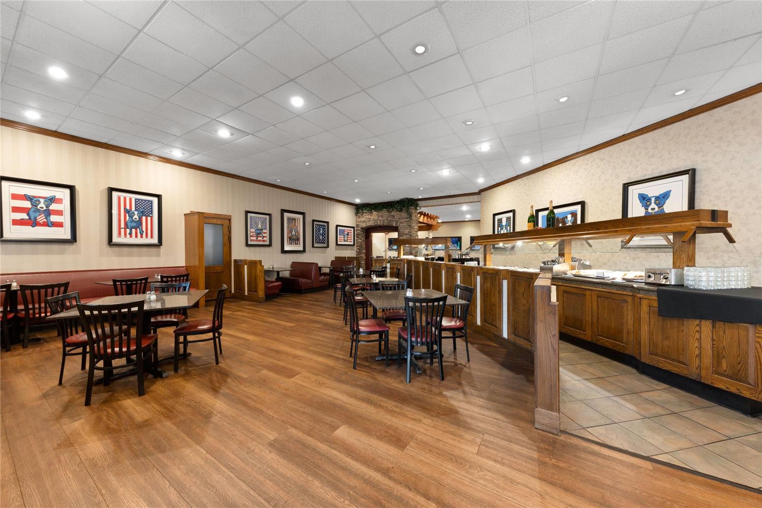 Фото Wyndham Riverfront Little Rock