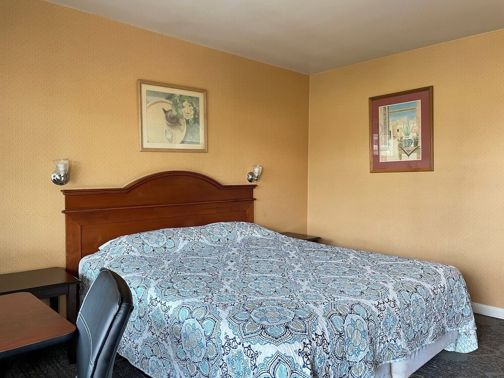 Фото Hollywood La Brea Inn