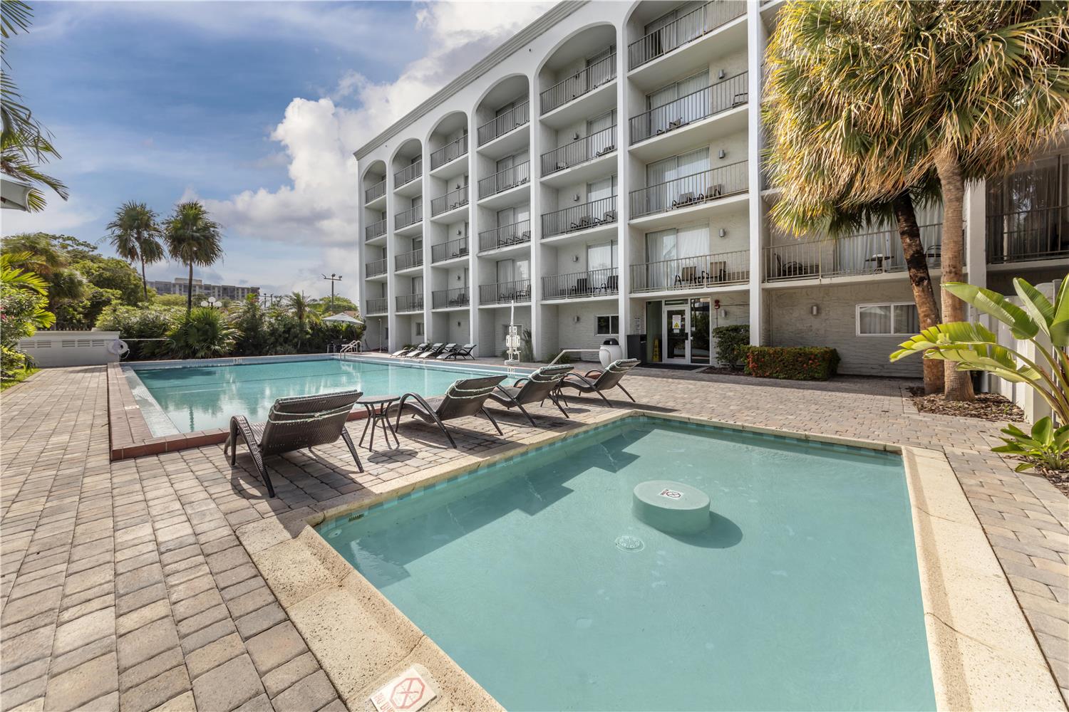 Фото Best Western Plus North Miami/Bal Harbour