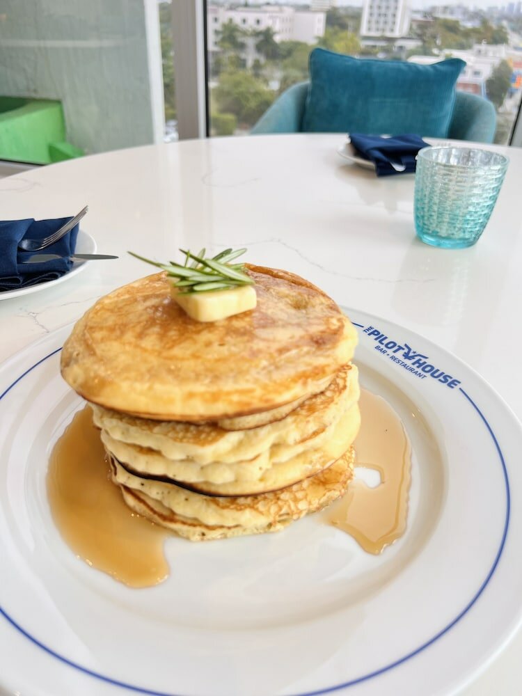 Фото Wyndham Garden Miami International Airport