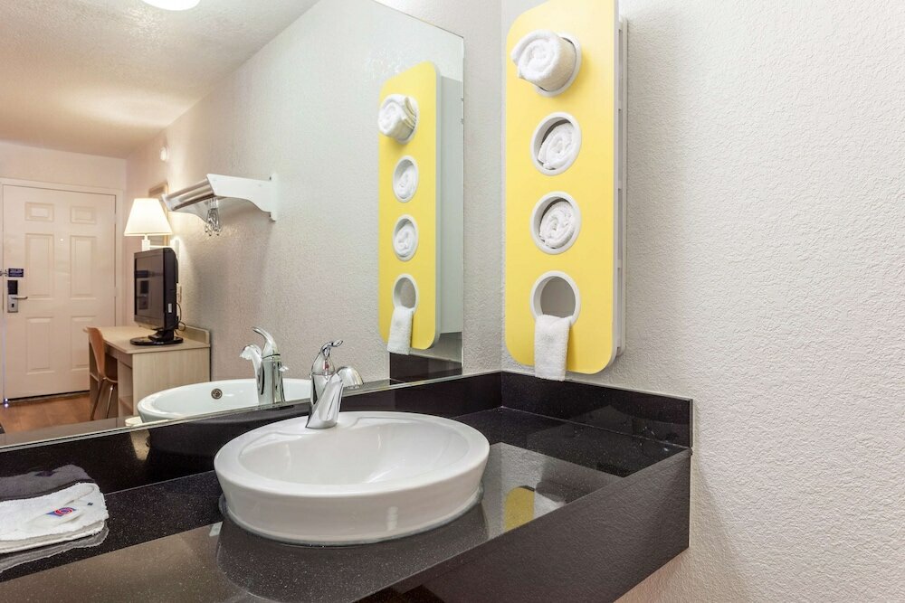 Фото Motel 6 Sacramento, Ca - Downtown