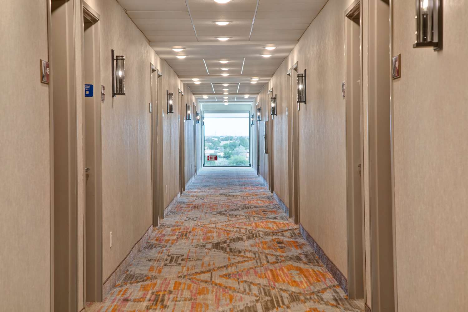 Фото Hampton Inn Santa Fe South