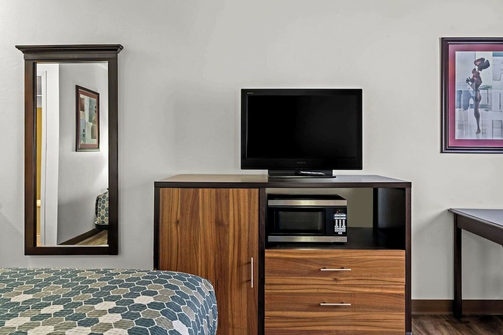 Фото Rodeway Inn Billings Logan Intl Airport, Near St. Vincent Hospital