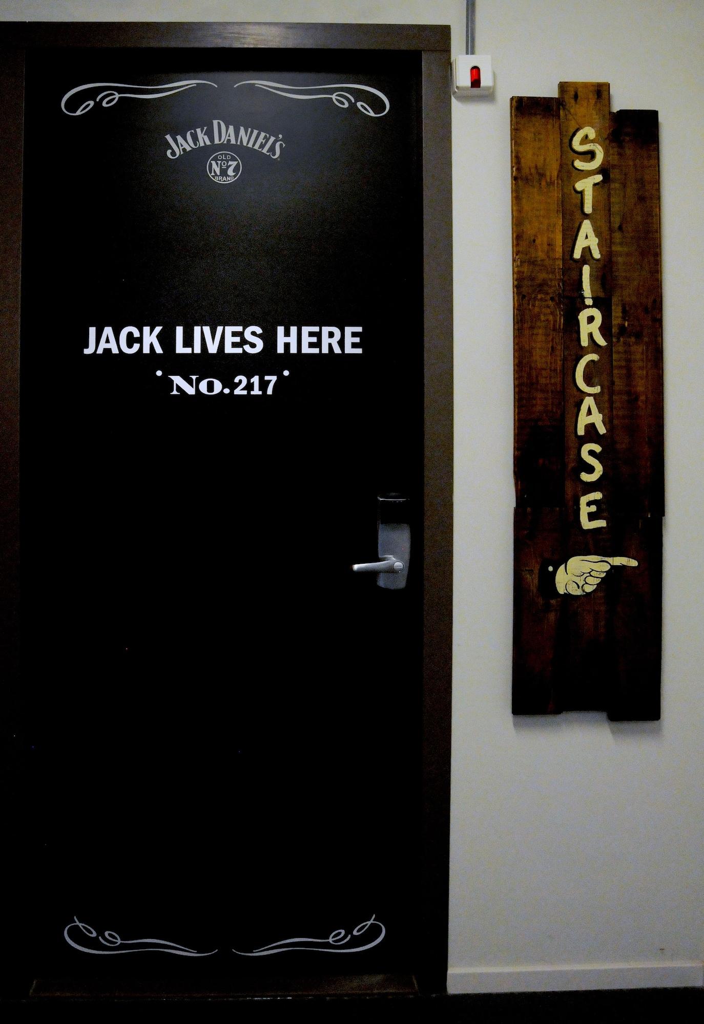 Фото Blue Collar Hotel - Hostel