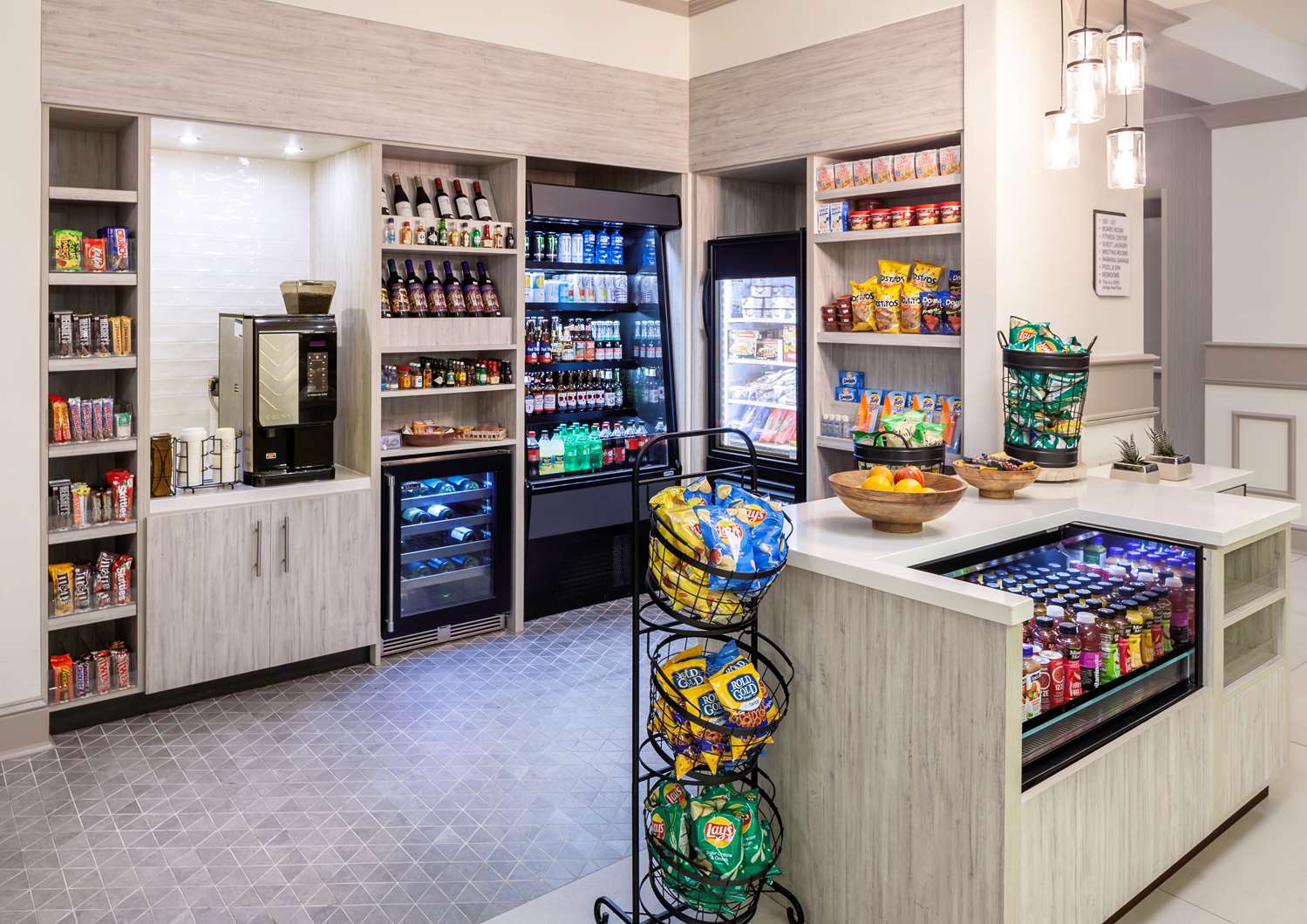 Фото Hilton Garden Inn San Diego/Rancho Bernardo