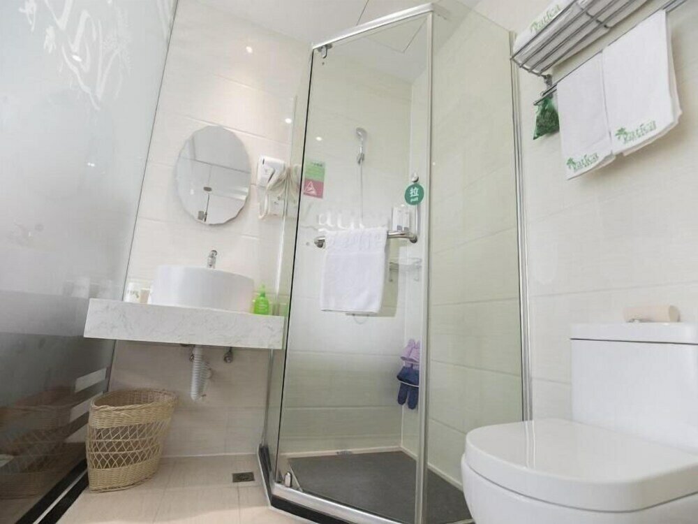 Фото Vatica Shanghai Jiading District Anting Metro Station Volkswagen Factory Hotel