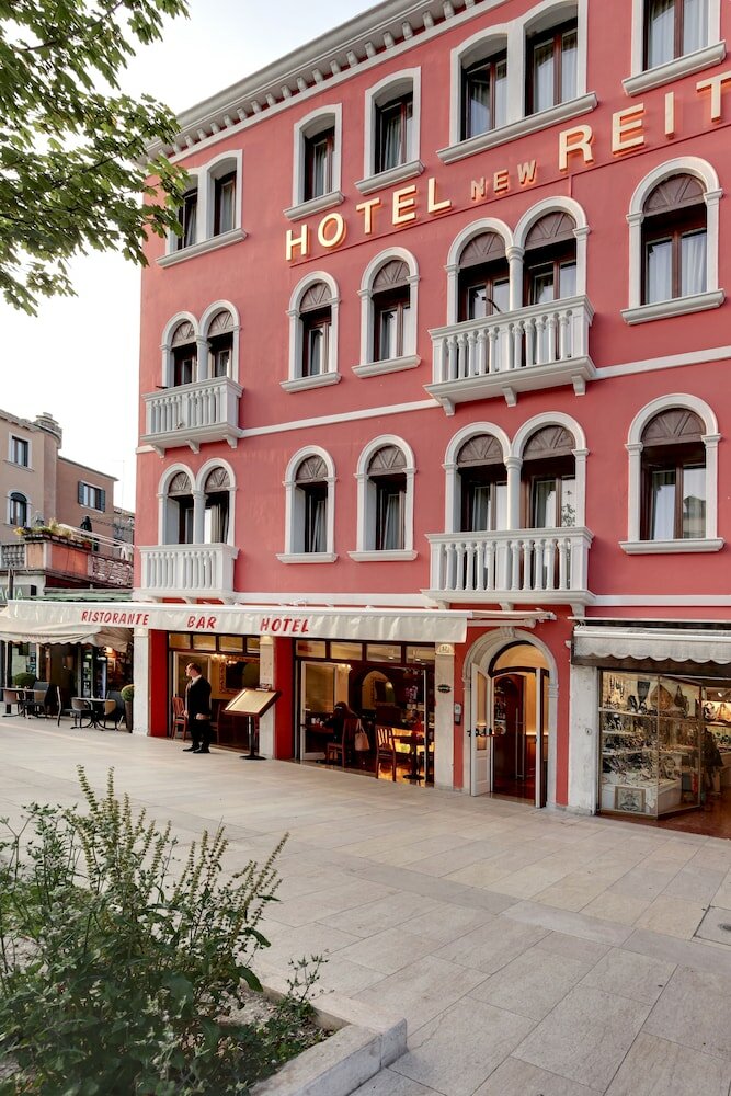 Фото New Reiter Hotel