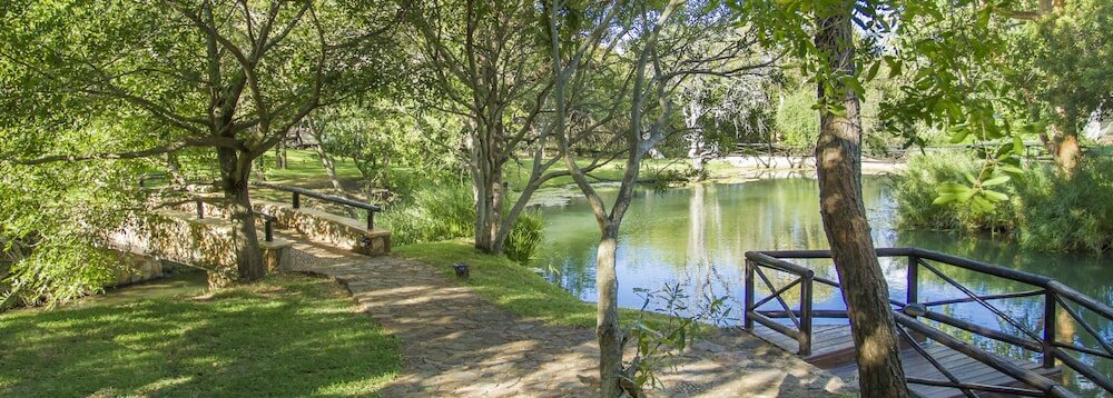 Фото LittleBush Private Lodge