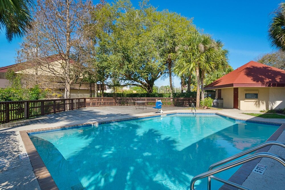 Фото Rodeway Inn Tampa near Busch Gardens - Usf