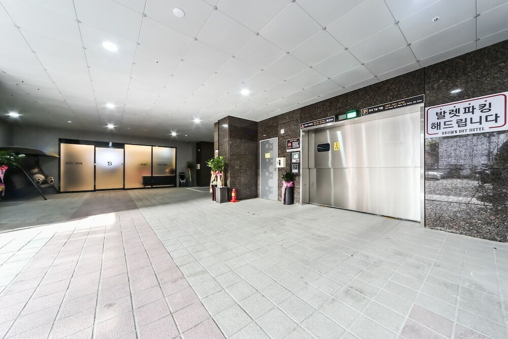 Фото Browndot Hotel - Gold