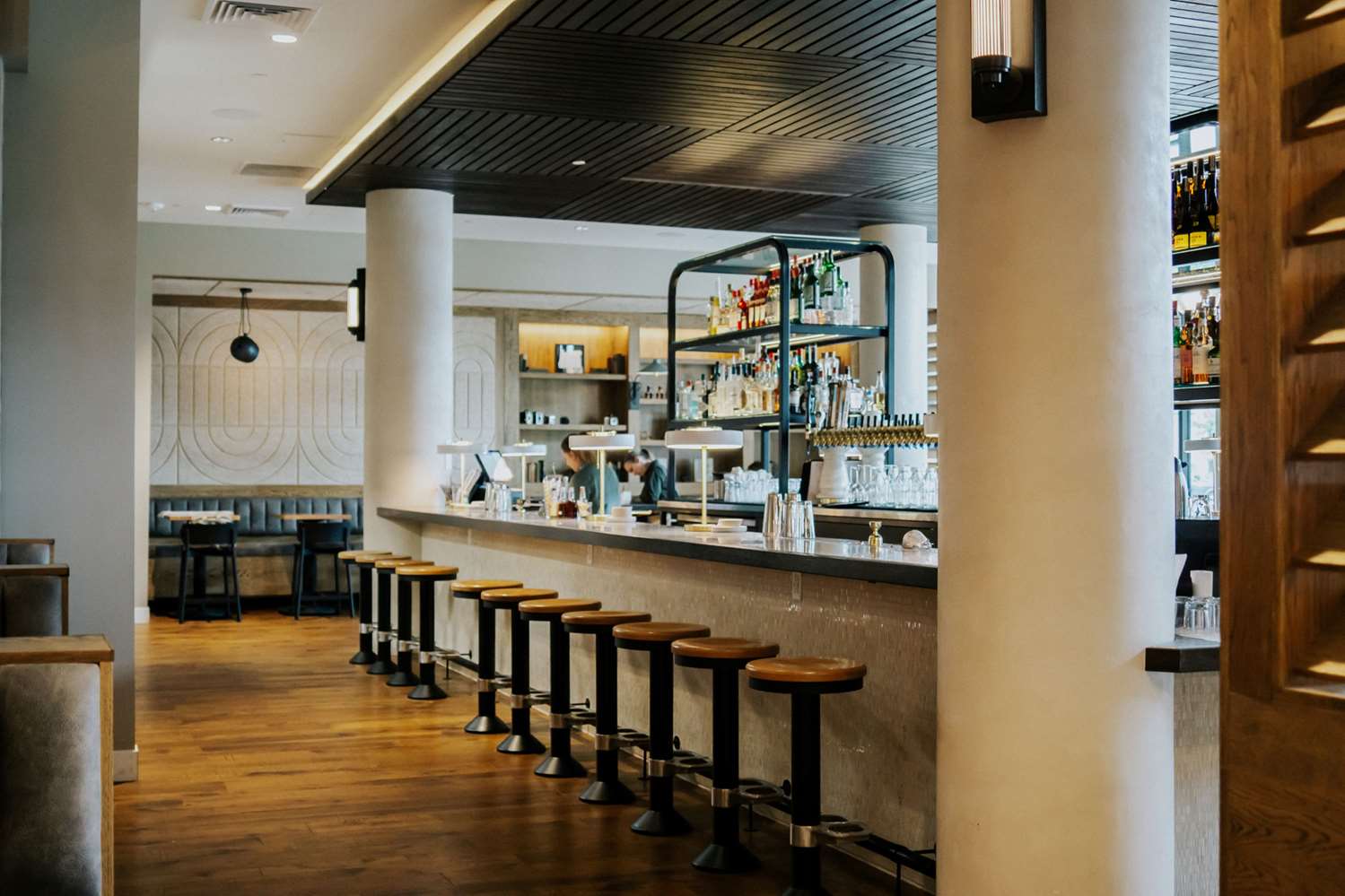 Фото Holman Riverfront Park Hotel Salem, Tapestry by Hilton