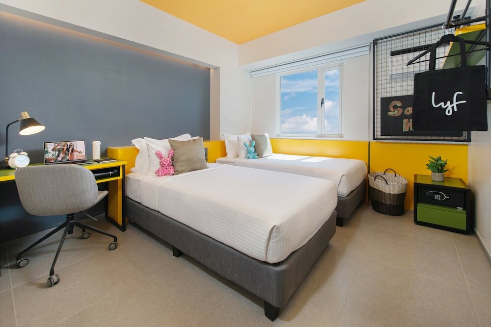 Фото lyf Malate Manila