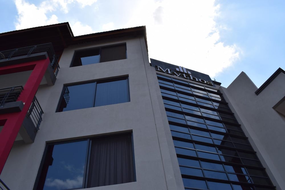 Фото Mythos Boutique Hotel