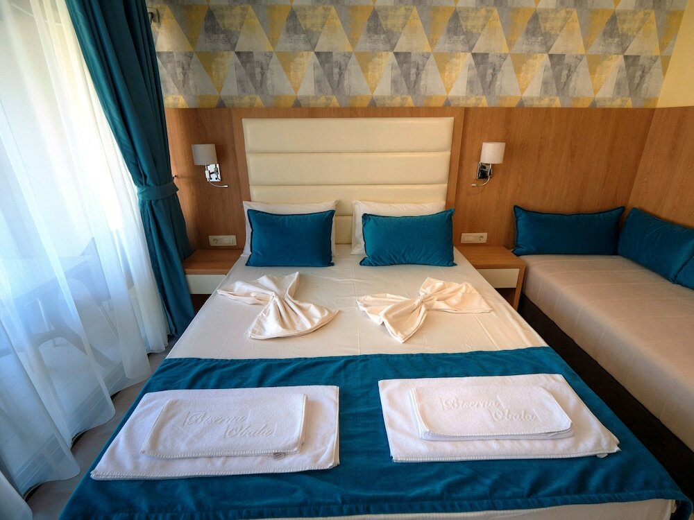 Фото Pearl Beach Hotel