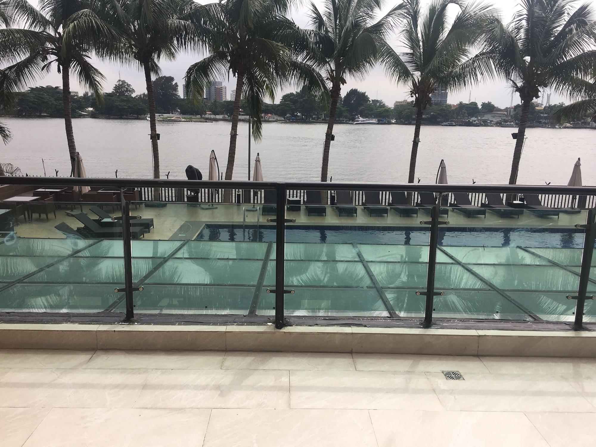 Фото Maroko Bayshore Suites