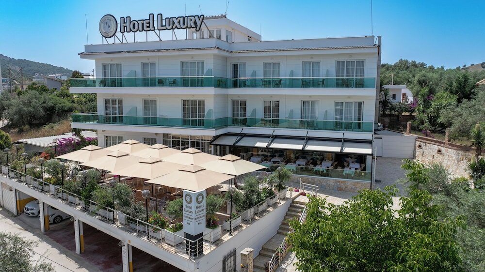 Фото Hotel Luxury