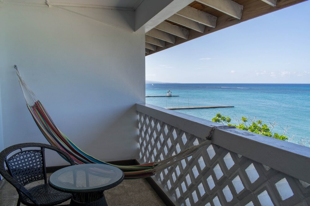 Фото Sand And Tan Beach Hotel