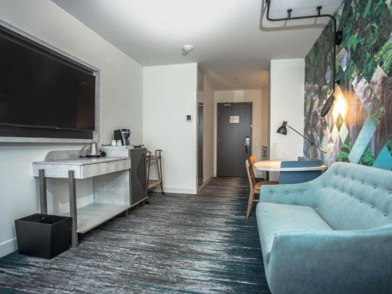 Фото Canvas Moncton, Tapestry Collection by Hilton