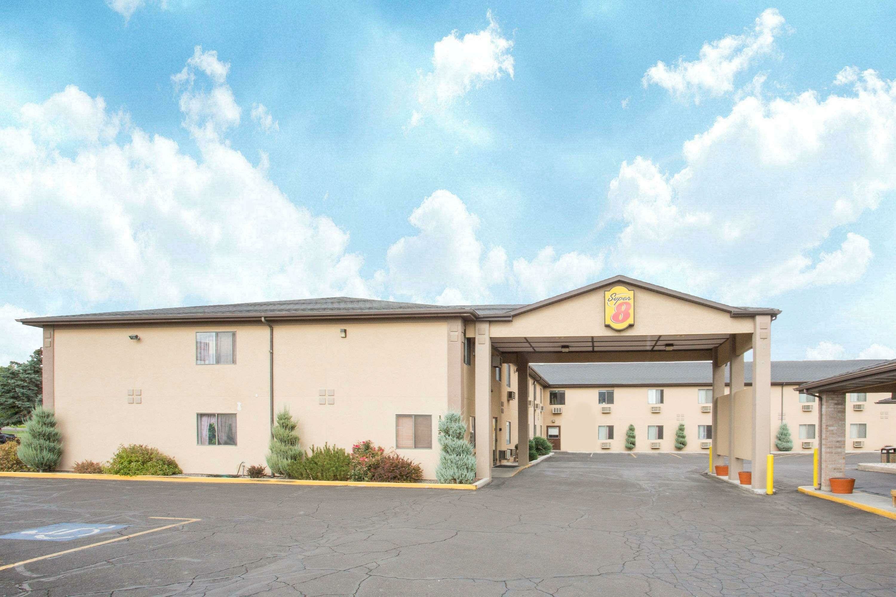 Фото Super 8 by Wyndham Elko