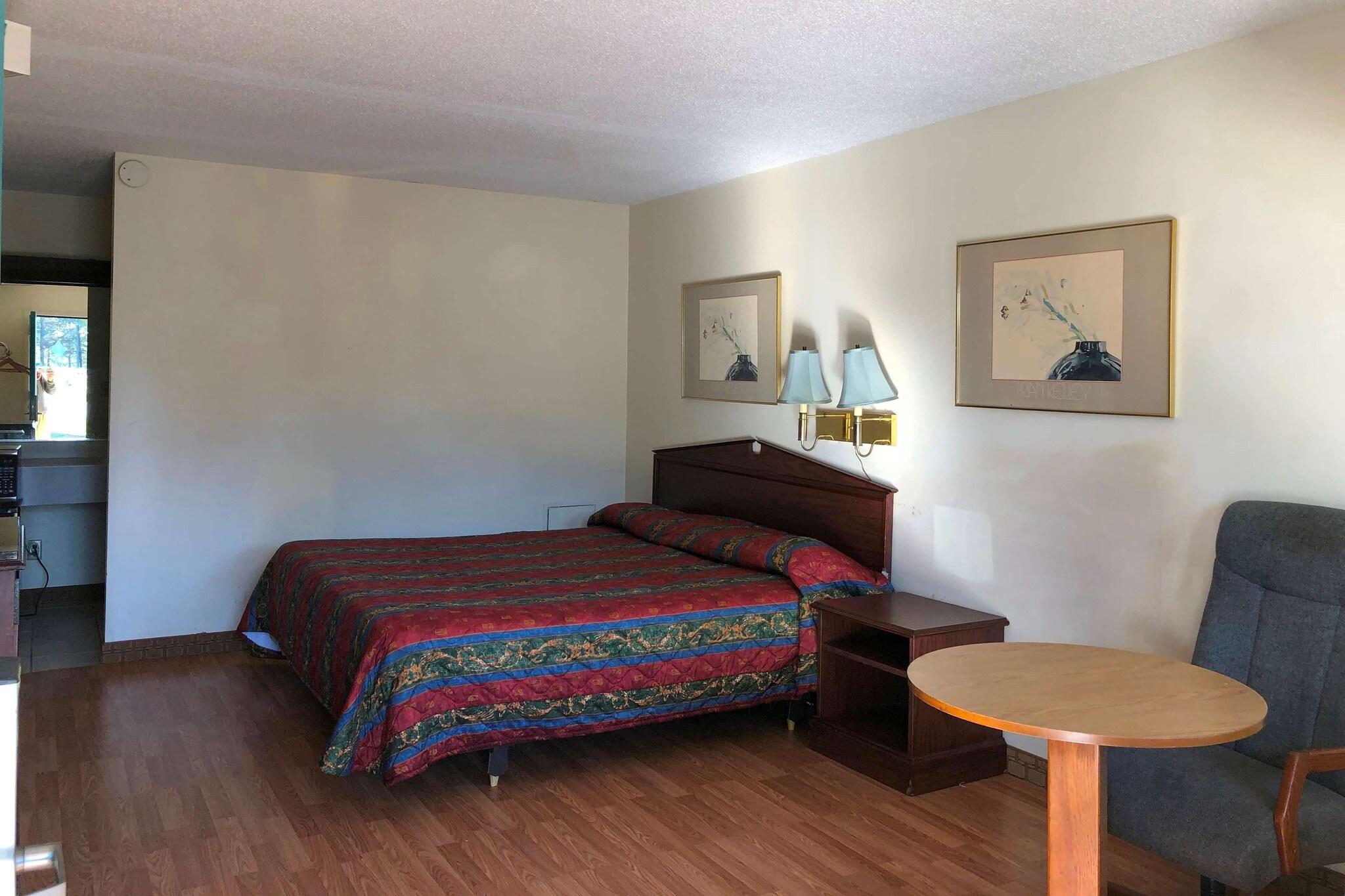 Фото Knights Inn Selma