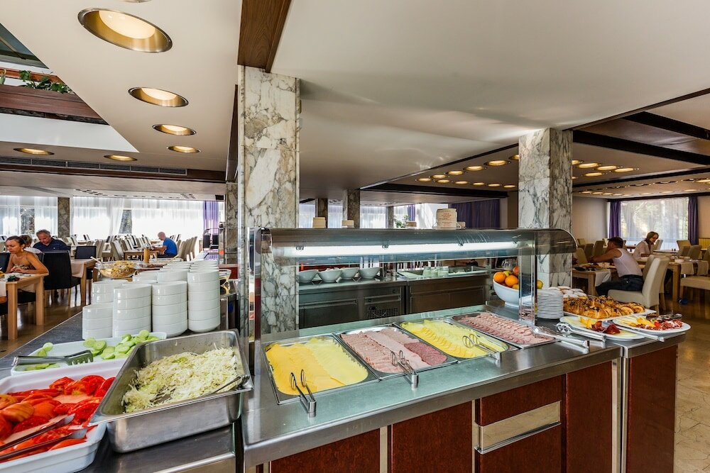 Фото Hotel Medena