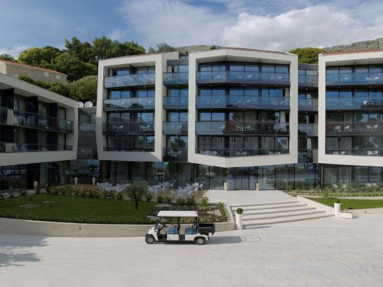 Фото Hotel Mlini