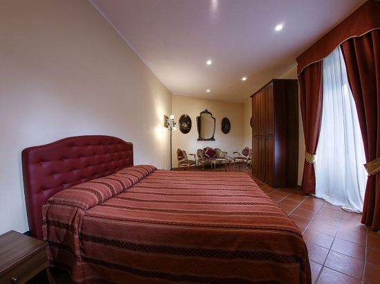 Фото Grand Hotel Capodimonte