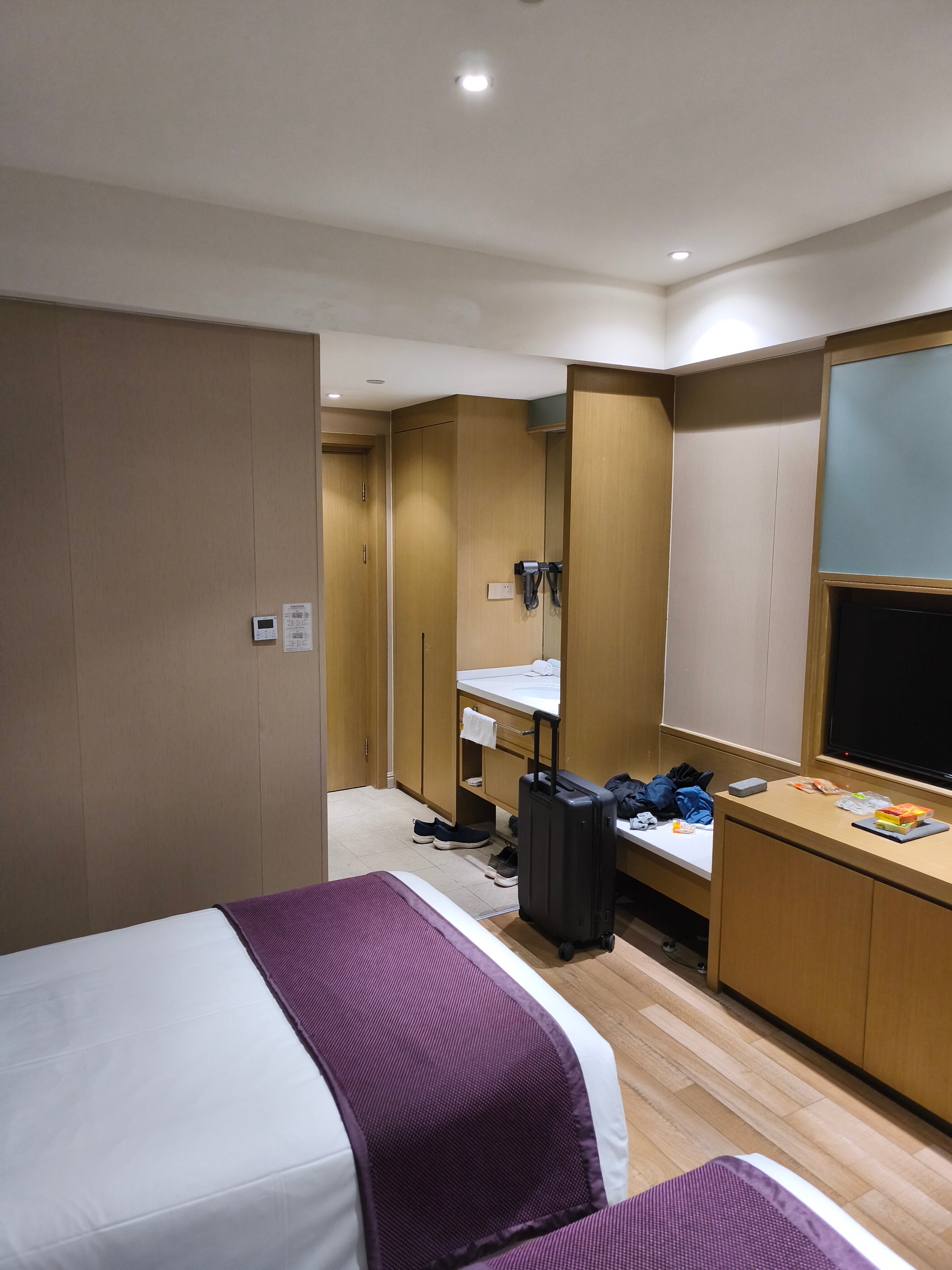 Фото Shanghai Deco Hotel