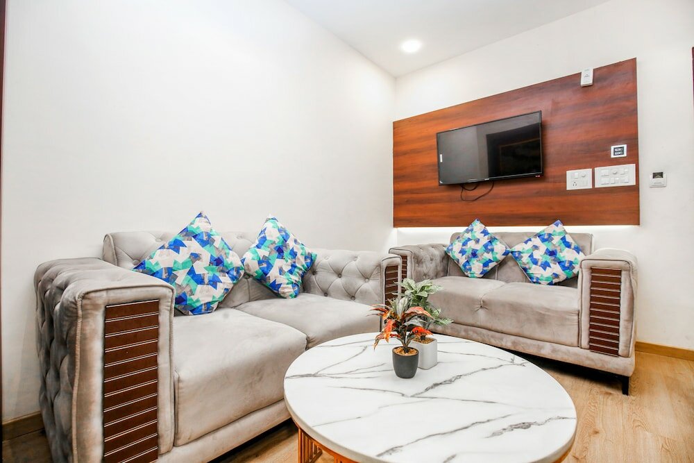 Фото Hotel Karan Residency