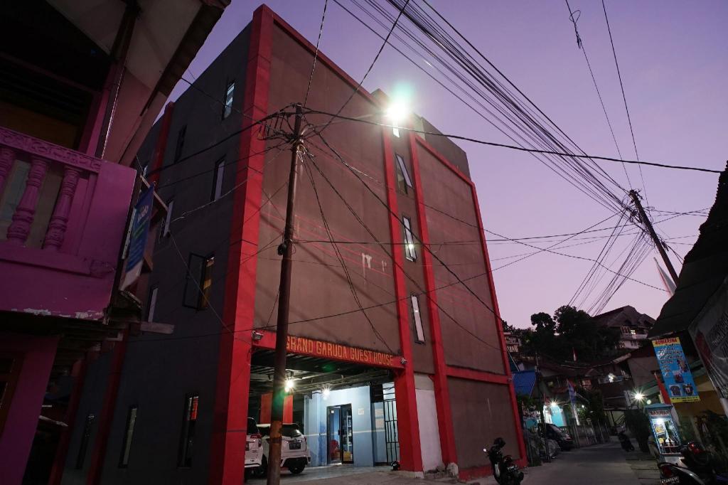 Фото Oyo 1272 Grand Garuda Guest House