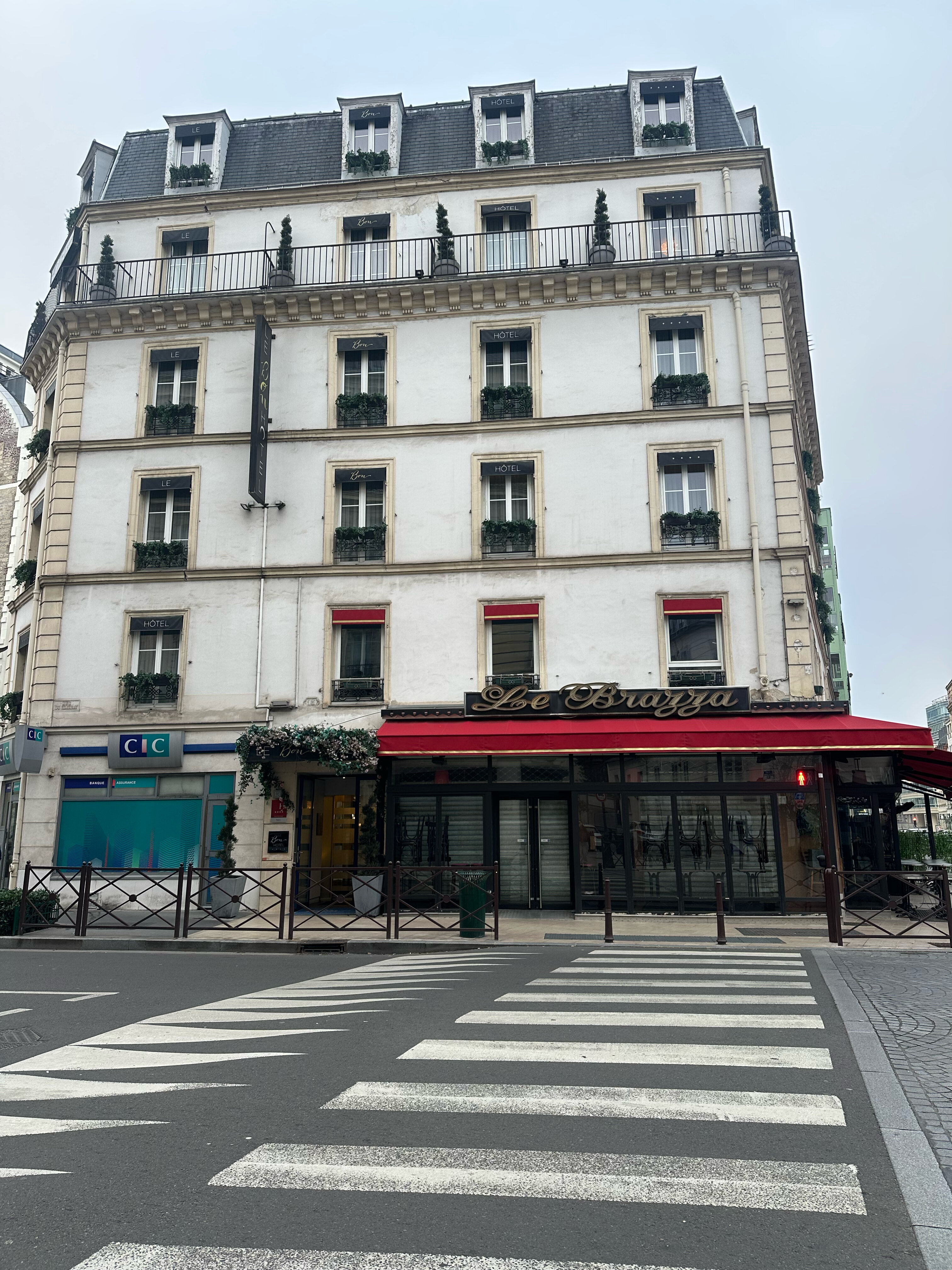 Фото отеля 1