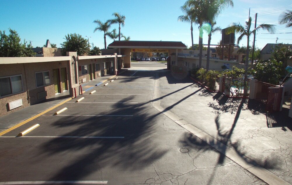 Фото Tropic Lodge