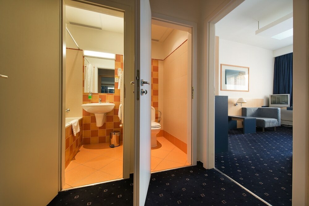 Фото Hotel Grand Litava Beroun