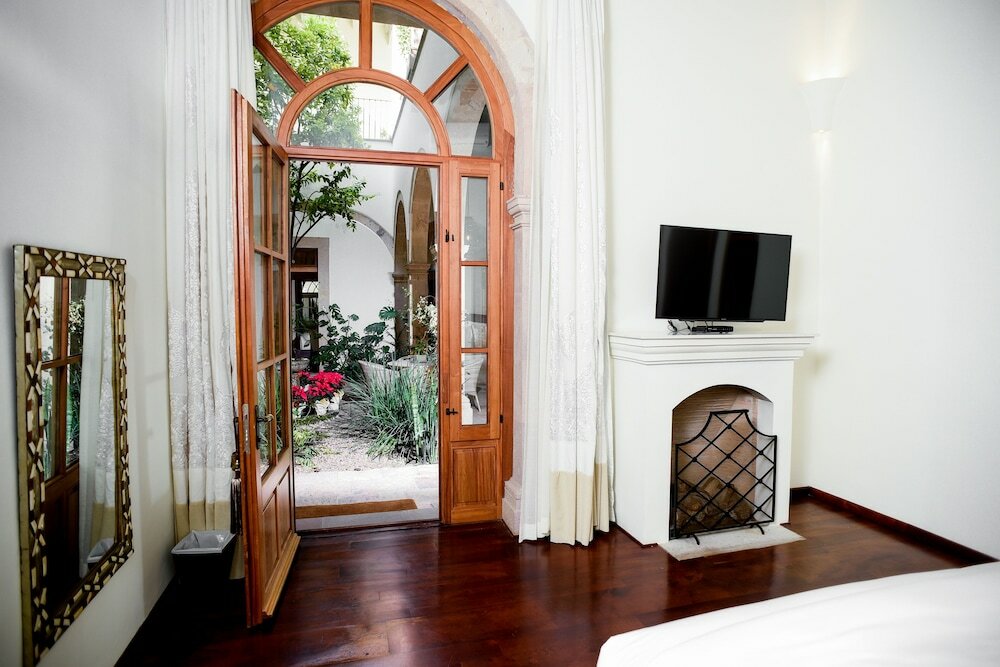 Фото Hotel Casa Blanca 7