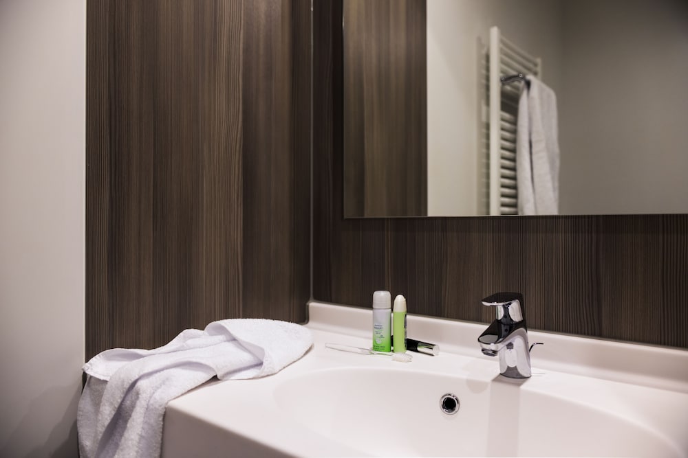 Фото Ibis Styles Haarlem City